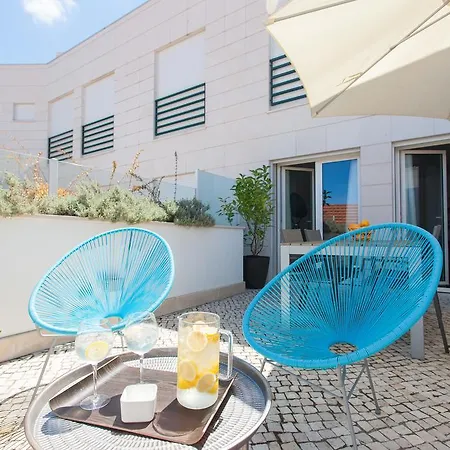 Living Graca Lisboa